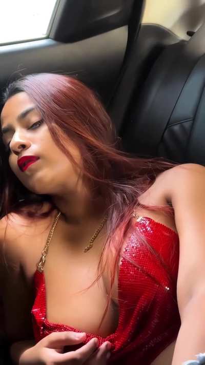 Red hot Suhuu!!❤️