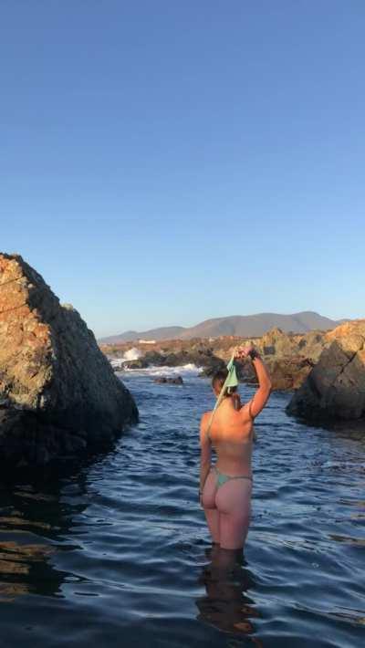 Letting modesty out and embracing the freedom of the soul, sneaky