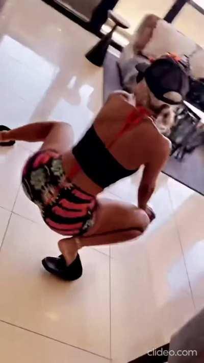 Happy birthday Saweetie