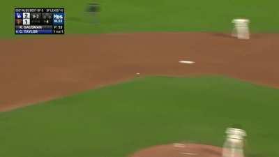 [Highlight] Evan Longoria makes a nice dive to grab the ground ball and get the out at first!