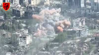 Rare footage of Ukrainian Tochka-U missile systems launching at Russian military targets. 19th Missile Brigade 