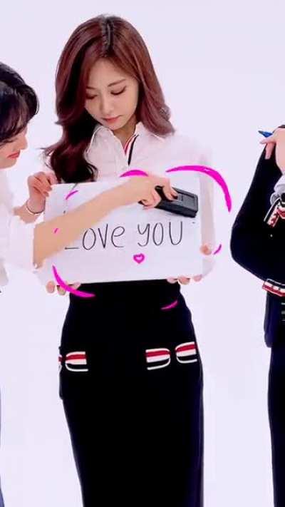 211117 Twicetagram Update - Momo, Jihyo and Tzuyu 