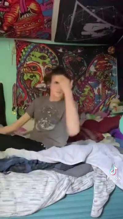 when you're so quirky and relatable you just loop back around to making fun of mentally ill people