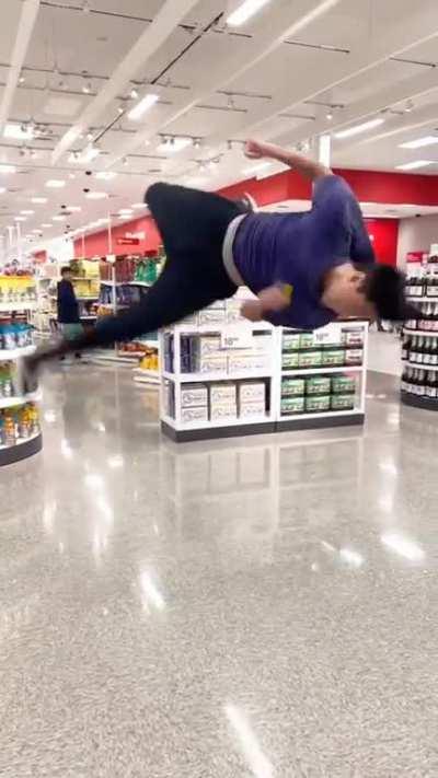 Man proforms a flew-flipper into a he-ha double lutz