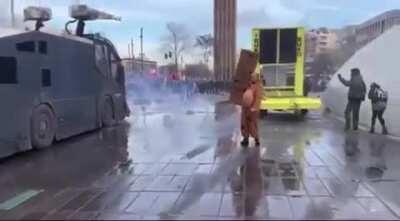 Ready, steady, shoot!