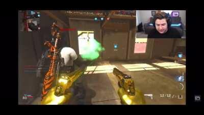 Since Codm basically confirmed Akimbo Deagles in the cover for season 12, I just wanted to show u how good these 2 are together compared to the Akimbo M19s