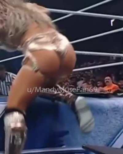 Tiffany Stratton No Mercy 1