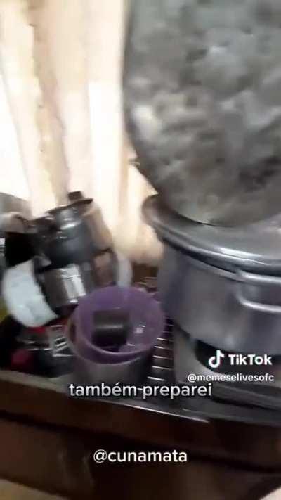 é panela ou pneu de caminhão? hahaha