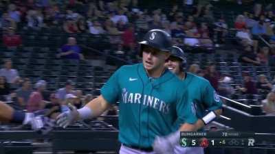 [Highlight] Jarred Kelenic crushes a two-run home run to blow the game open for the M's in the 6th