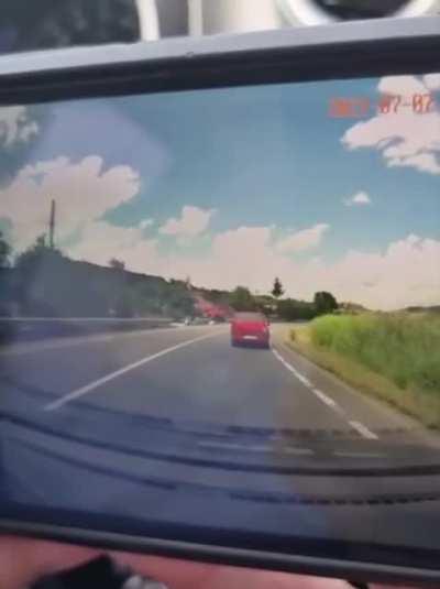 Driver fell asleep and died on the spot. His wife and 4 year old daughter were injured