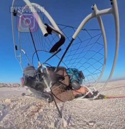 Paramotor Pilot suddenly falls 85ft out of the sky