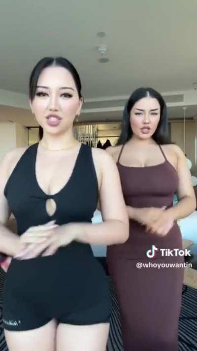 @whoyouwantin I know she got bigger tits haha but heeey