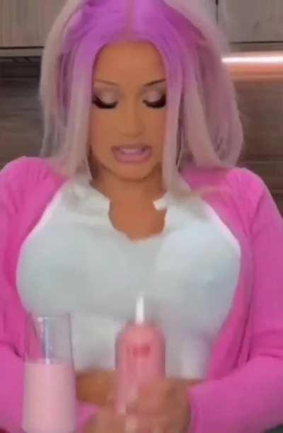 Damnnnnn🥵😍😩(Slow-Mo)