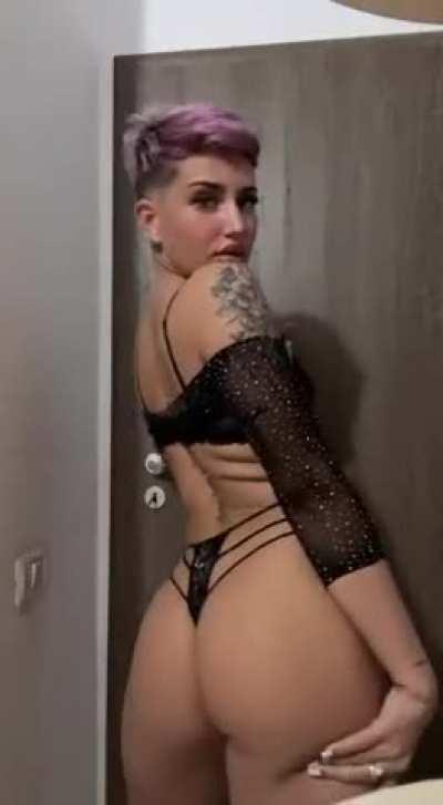 My natural boobs look so sexy link in the comments