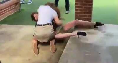 fight from my school today. thoughts ?