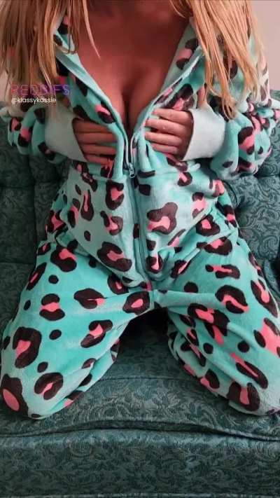 Thanks for 18k in r/onesiegirls Hope to keep growing this community for cute onesies! Especially the fluffy and easy to access kind! 