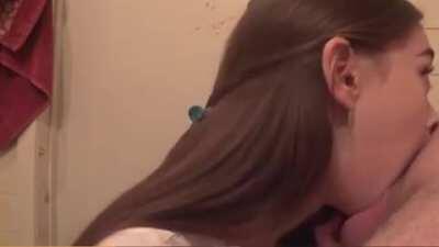 Best blowjob I've ever seen in my life... seriously