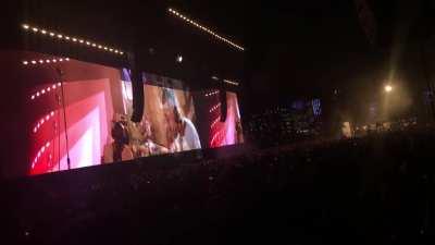 I’ll sleep between y’all, it’s nothing... [Panorama 2016, visuals to die for]