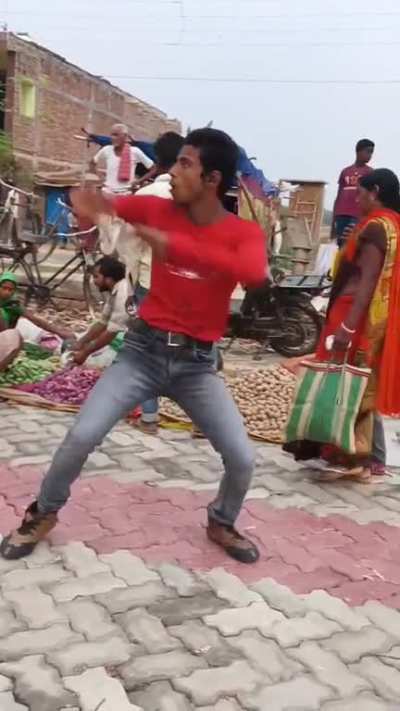 Mummy nei sabzi lene bheja tha but Dosa Ji ney proposal video bana diya 