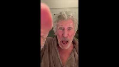 People asked me to upload the original roger clip. So here you go