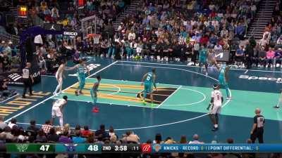 [Highlight] 7' 1'' Brook Lopez tries to draw the foul on a step-back three pointer, doesn't get the call, and then proceeds to drain the three pointer instead