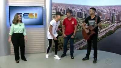 Boa maneira de encerrar o jornal