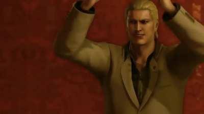 Ryuji shows Kiryu his sound activated lights