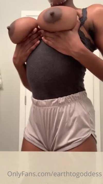 If you guys want ACCESS to the VIP MEGA CHANNEL send me a PM