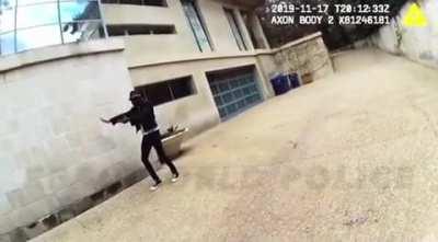 I don’t know why this video of carti and iggy is so funny to me