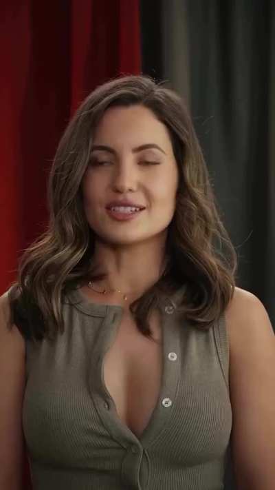 Ivana Baquero Spartacus Clip