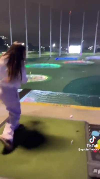 Gabi failed golf swing (TT) 