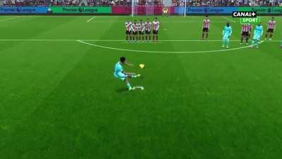 The most perfect free kick I've taken in 30 years of playing football games