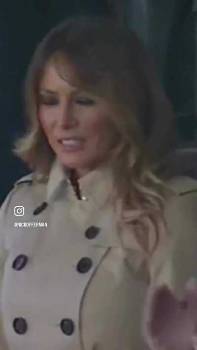 Ron Swanson sings a song to Republicans who are interested in Kamala Harris.