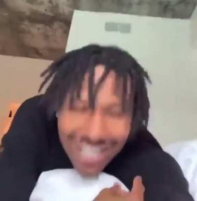 clap them cheeks as the dust flies off of em