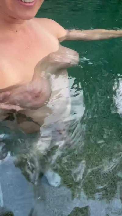 Is it still called skinny dipping when my curves are this thicc 💦