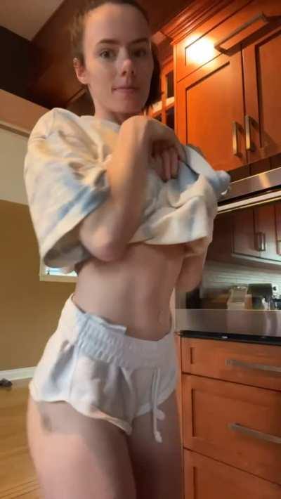 😸 it was their dinner time lol