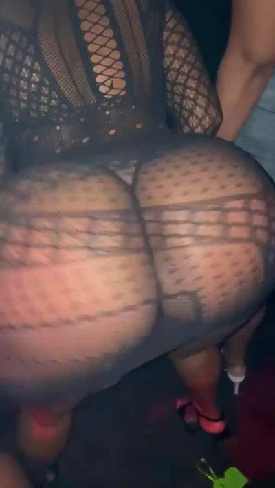 Barbed @fineassyellatrucking