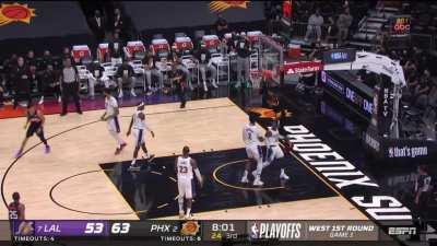 [Highlight] Booker delivers the perfect pass to Ayton for the jam