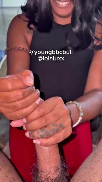 I needed a handjob before she went out with the girls but I accidentally ruined her outfit 😅