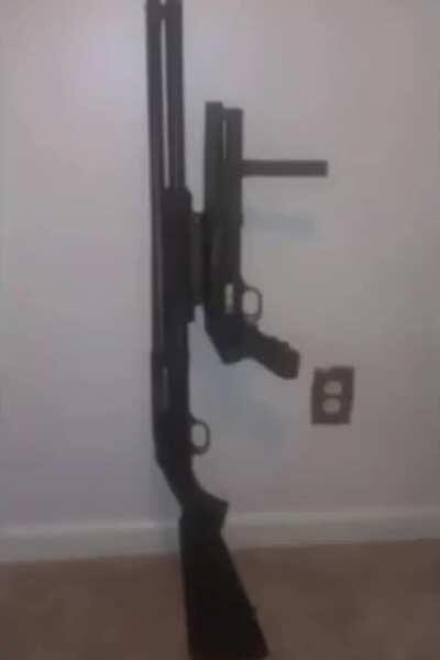 Some classic shitposting. Sound on for more giggles!