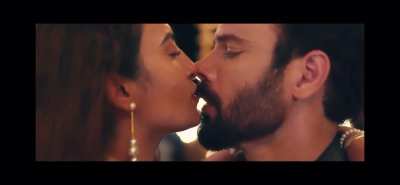 Sayani Gupta Hot kiss 