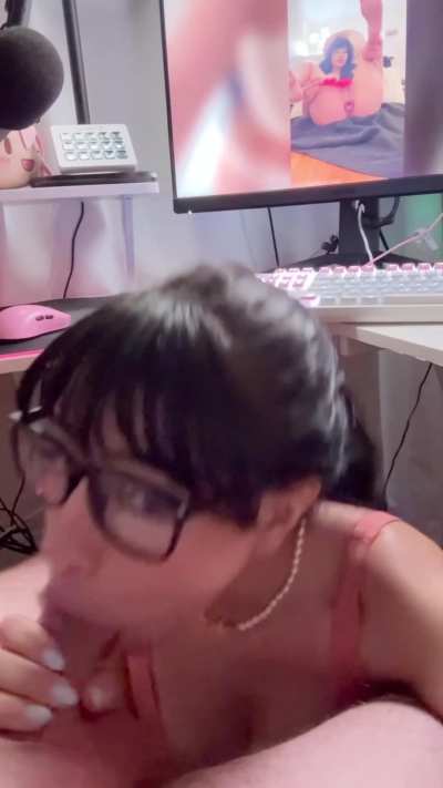 Goonjob: blowjob while gooning