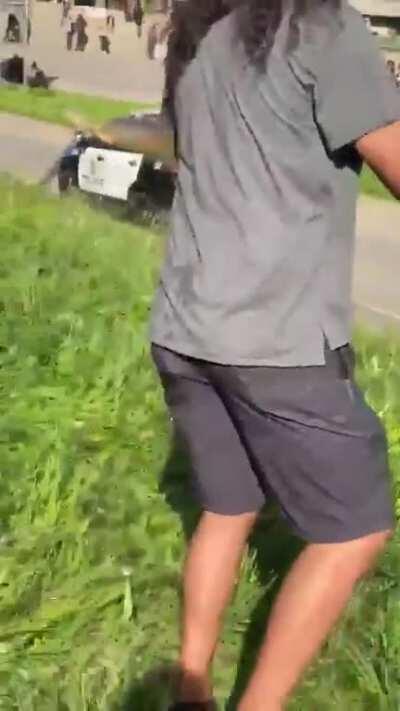 Minneapolis cops pepper spraying people out of moving squad cars