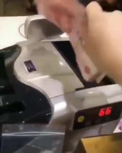 FaT caT StEALs From thePEOPLE