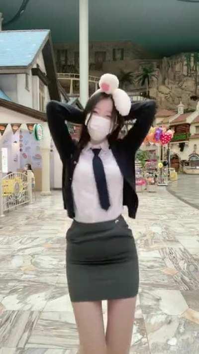 How you you enjoy her to the fullest?