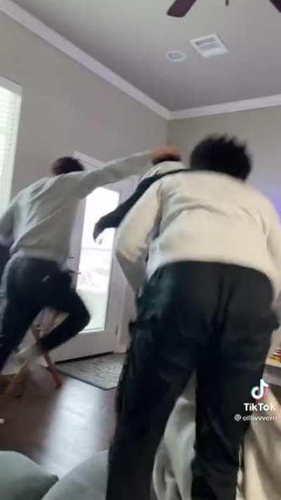 titanfolk every sunday