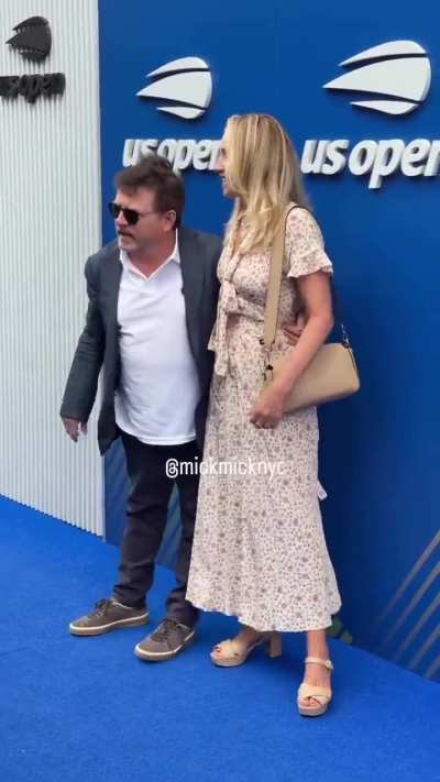 Michael J. Fox arrived on the U.S. Open blue carpet in a wheelchair, but stood up to greet photographers and even took a quick interview before returning to his seat. A reminder of his unstoppable spirit and grace