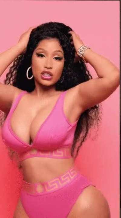 Yet again can't get enough of nicki minaj with race and bleached