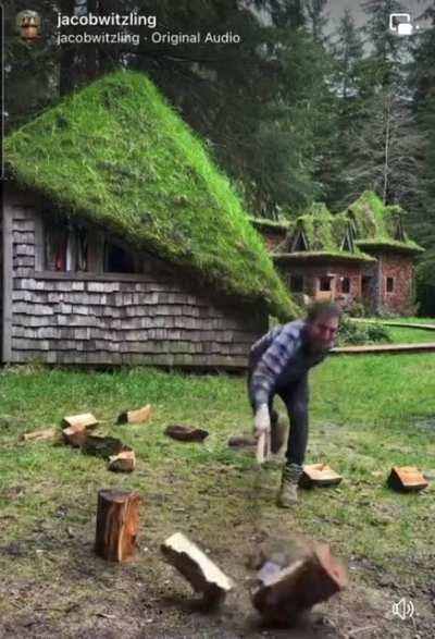 Flail Axe - What could possibly go wrong?