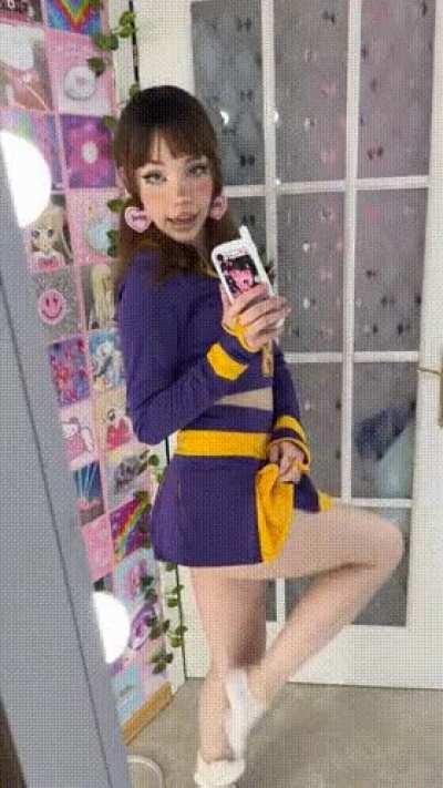 [Kik:Goodberry212] The arrangement was simple. Your roommate covers your half of the rent and, in exchange, you dress and act as his s*ssy piece of armcandy